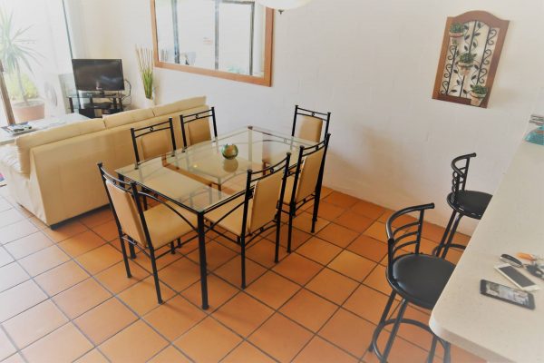 Noosa Terrace Nt 3 Dining N Lounge Area