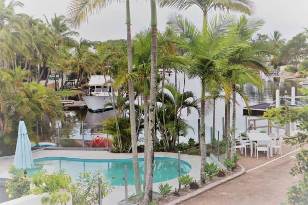 Noosa Terrace Complex Pool N Water View